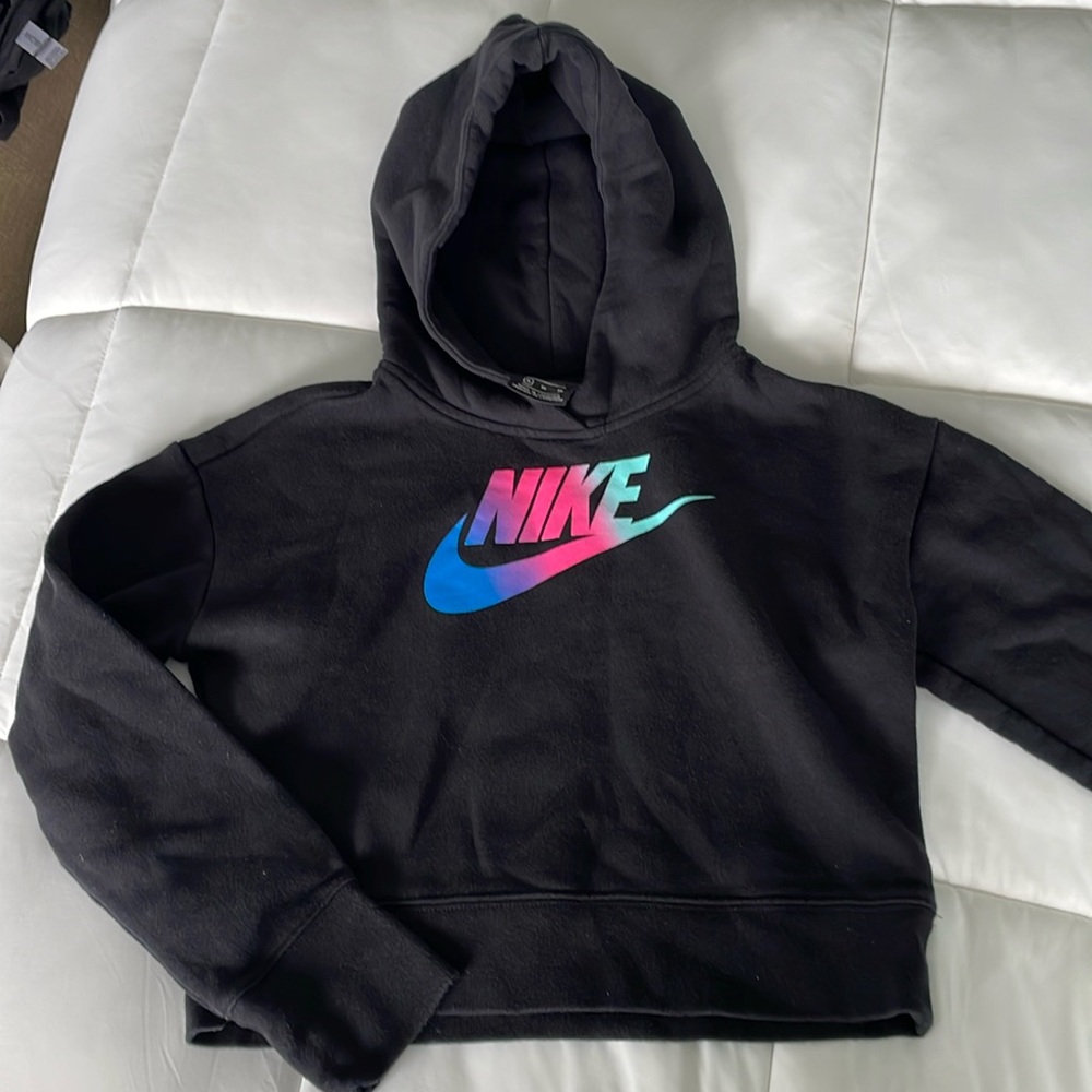 Nike girls XL crop hoodie